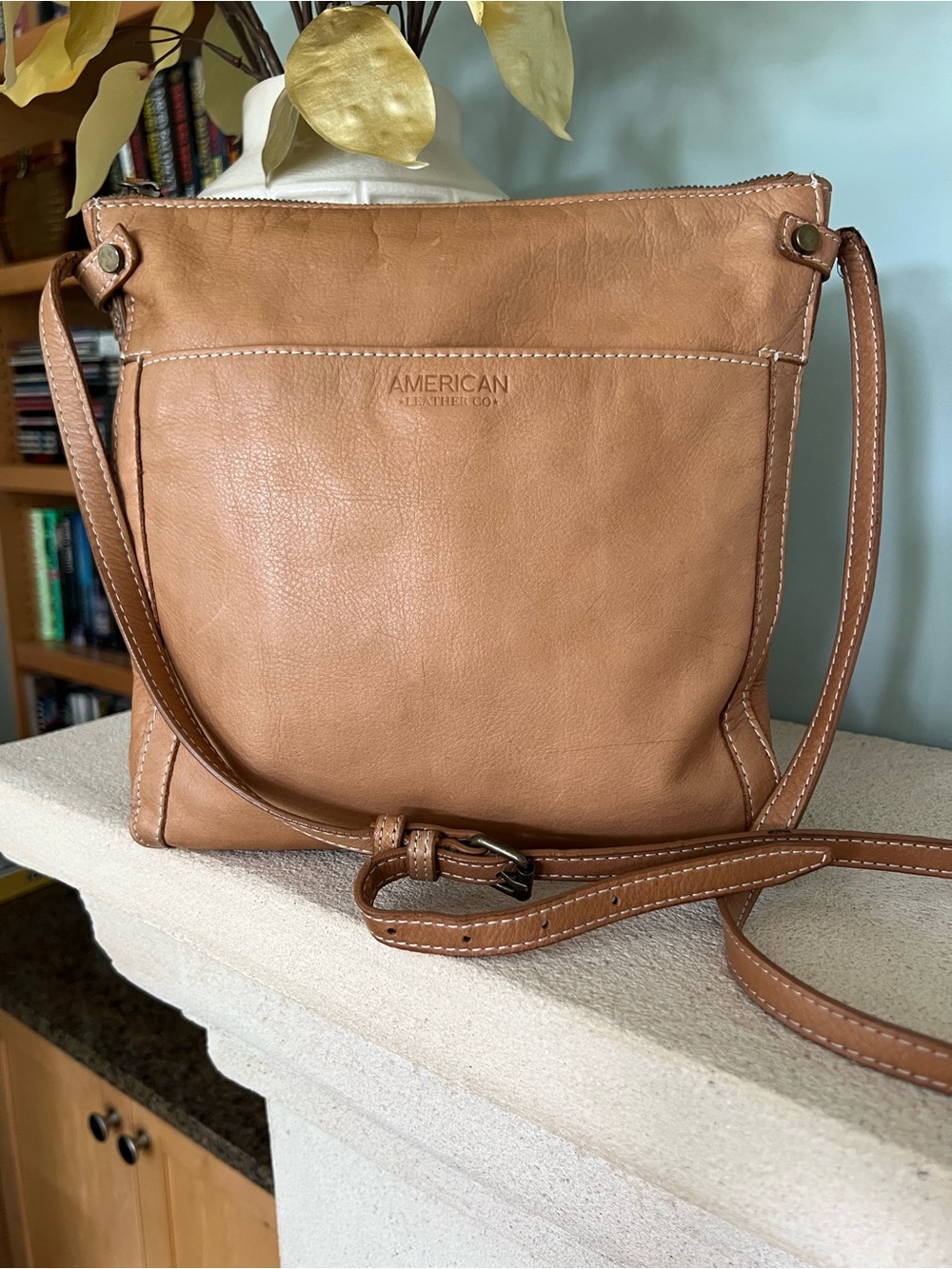 American Leather Co Tan Glove Leather Cambel Crossbody Hobo Bag